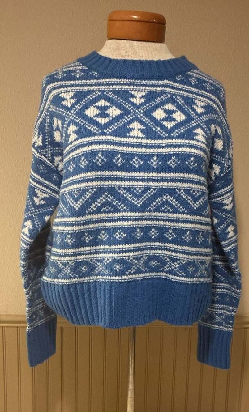 American Eagle Fair Isle Snowdrift Knit Crew Crop Sweater Size XS Blue